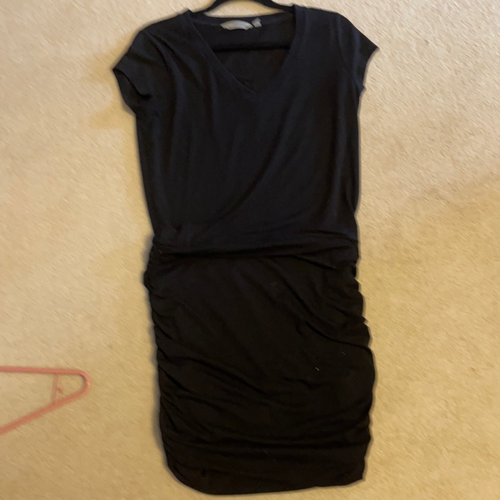 Athleta bottom scrunch dress . Black in size small
